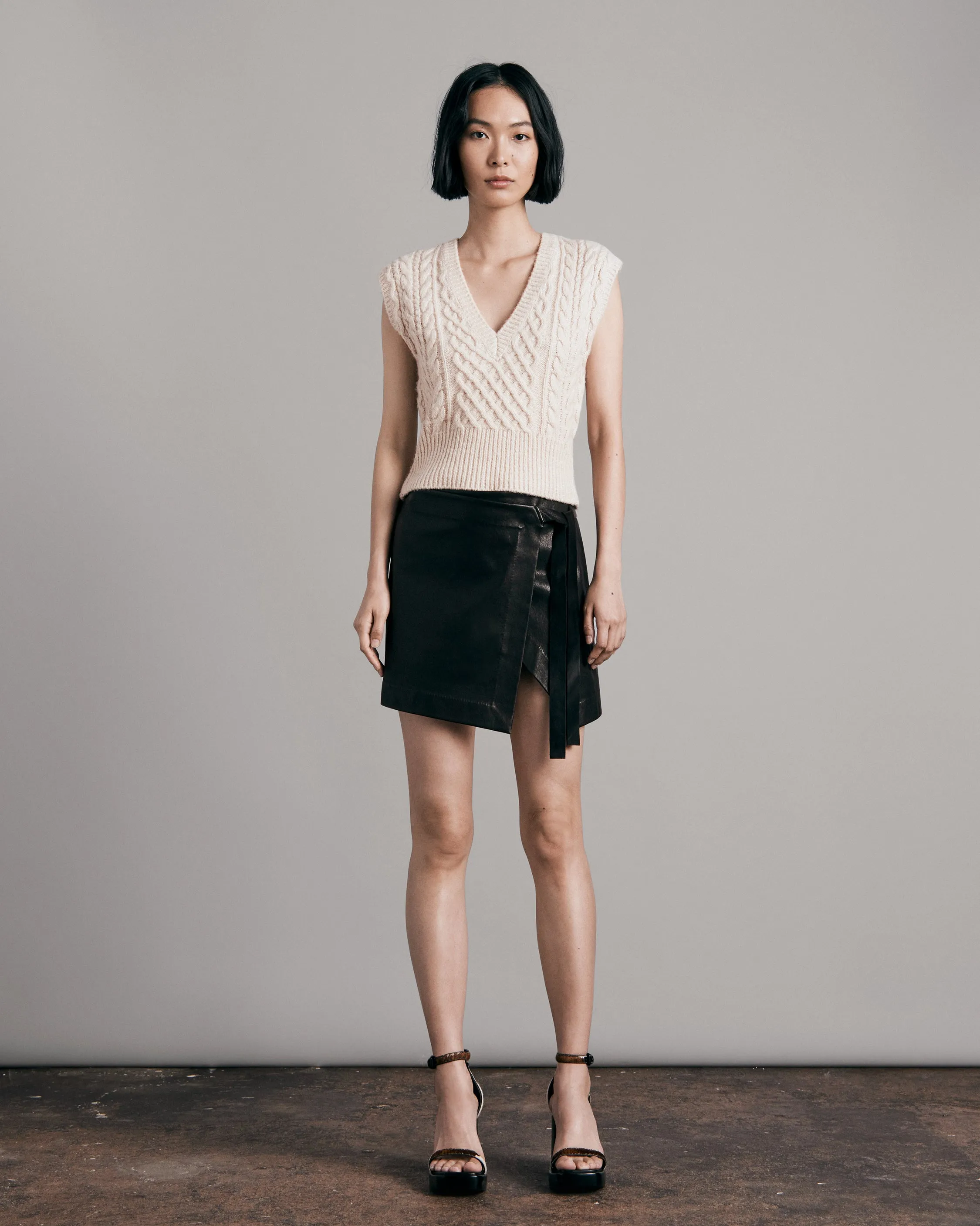Elizabeth Cable Vest