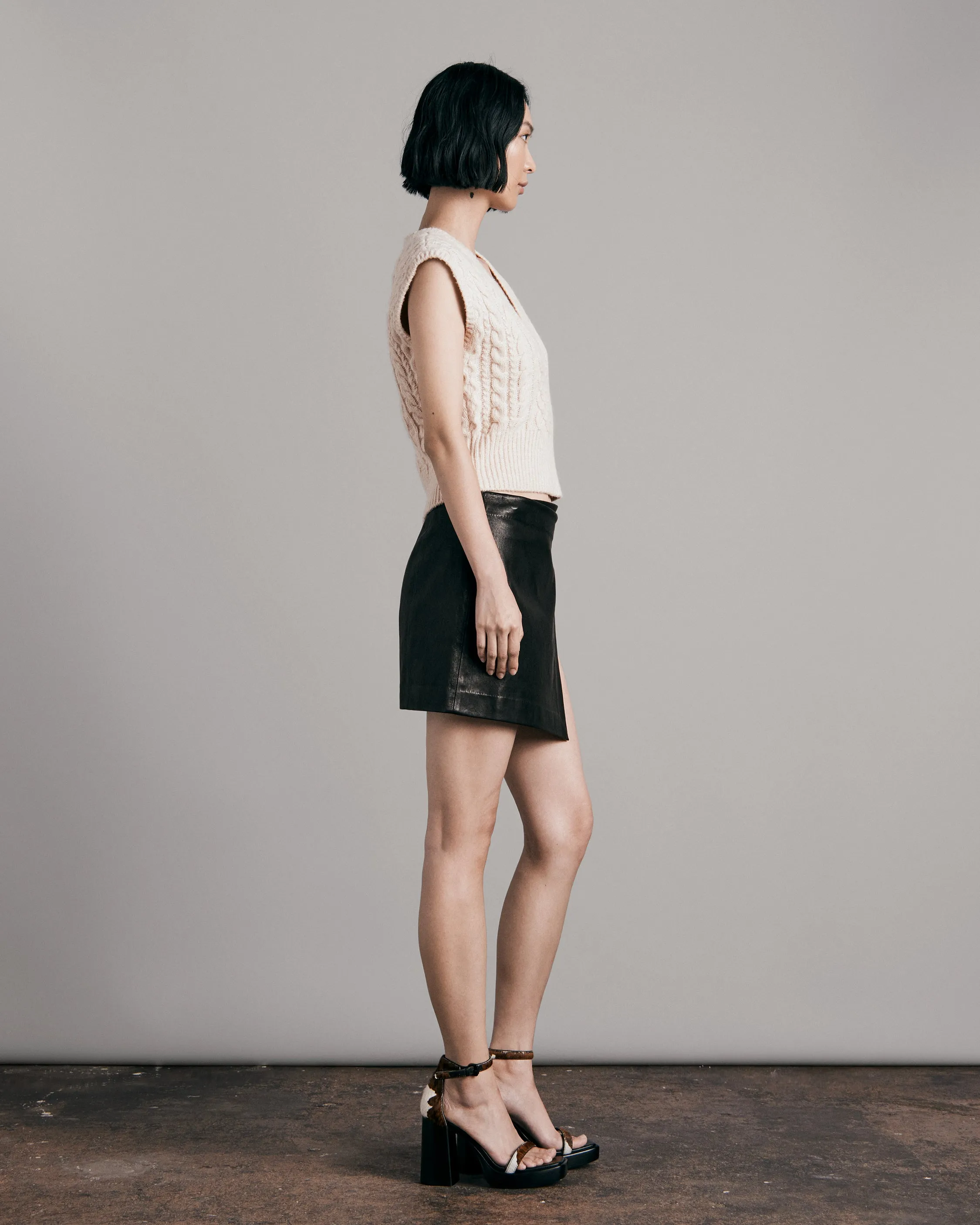 Elizabeth Cable Vest