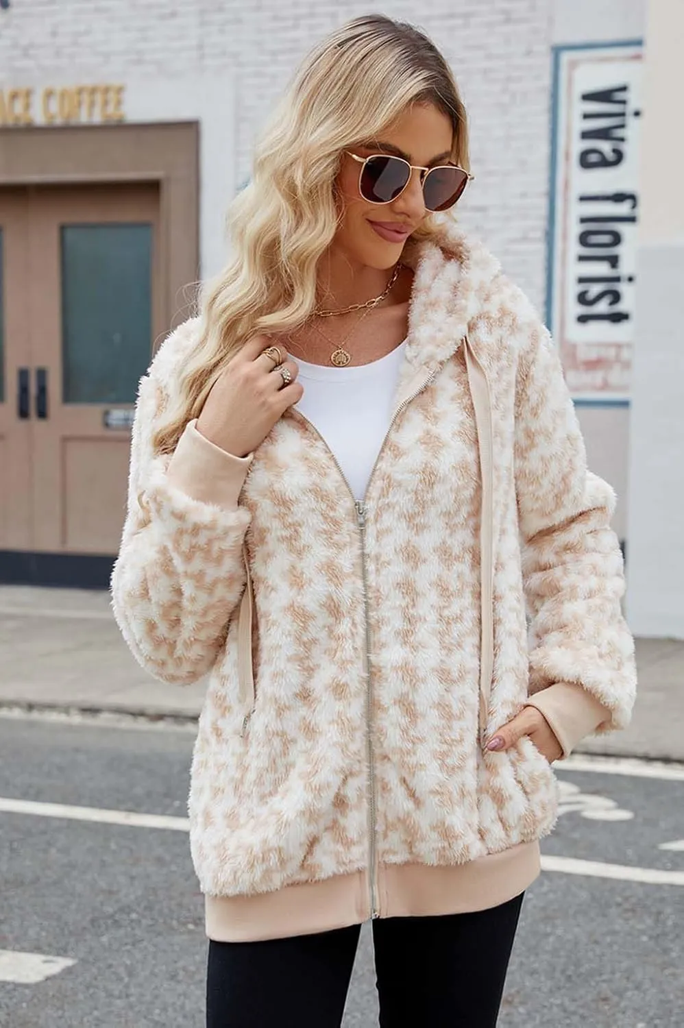 ReachMe Womens Warm Fuzzy Zip Up Hoodie Oversized Sherpa Jacket with Pockets Faux Fur Fleece Winter Coats